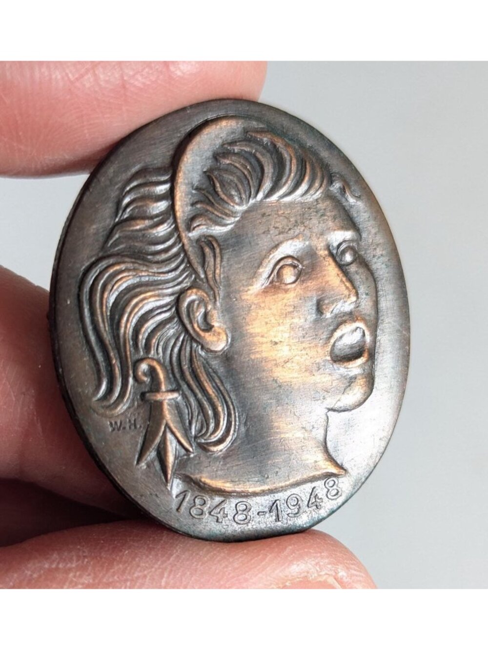 1848 - 1948 Swiss Basil badge, Scared woman screaming bronze pin back brooch